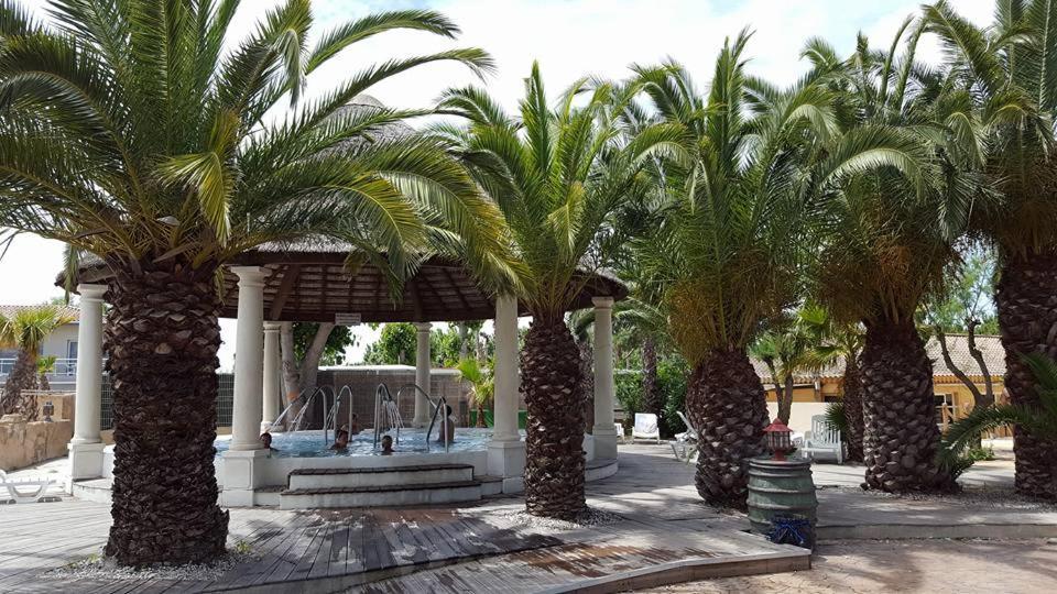 Mobilhome Dans Camping Les Sables D'Or Агде Екстериор снимка