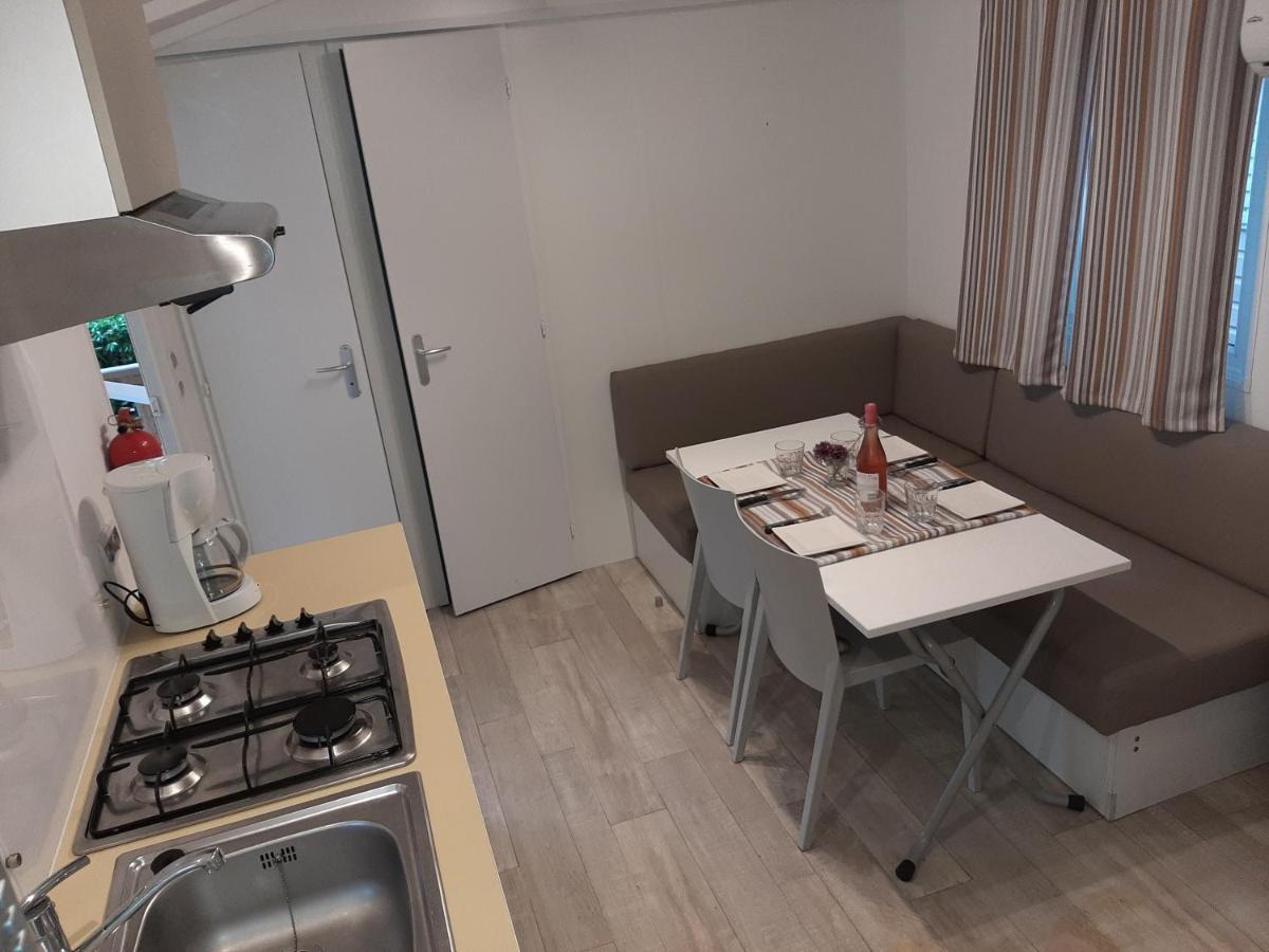 Mobilhome Dans Camping Les Sables D'Or Агде Екстериор снимка